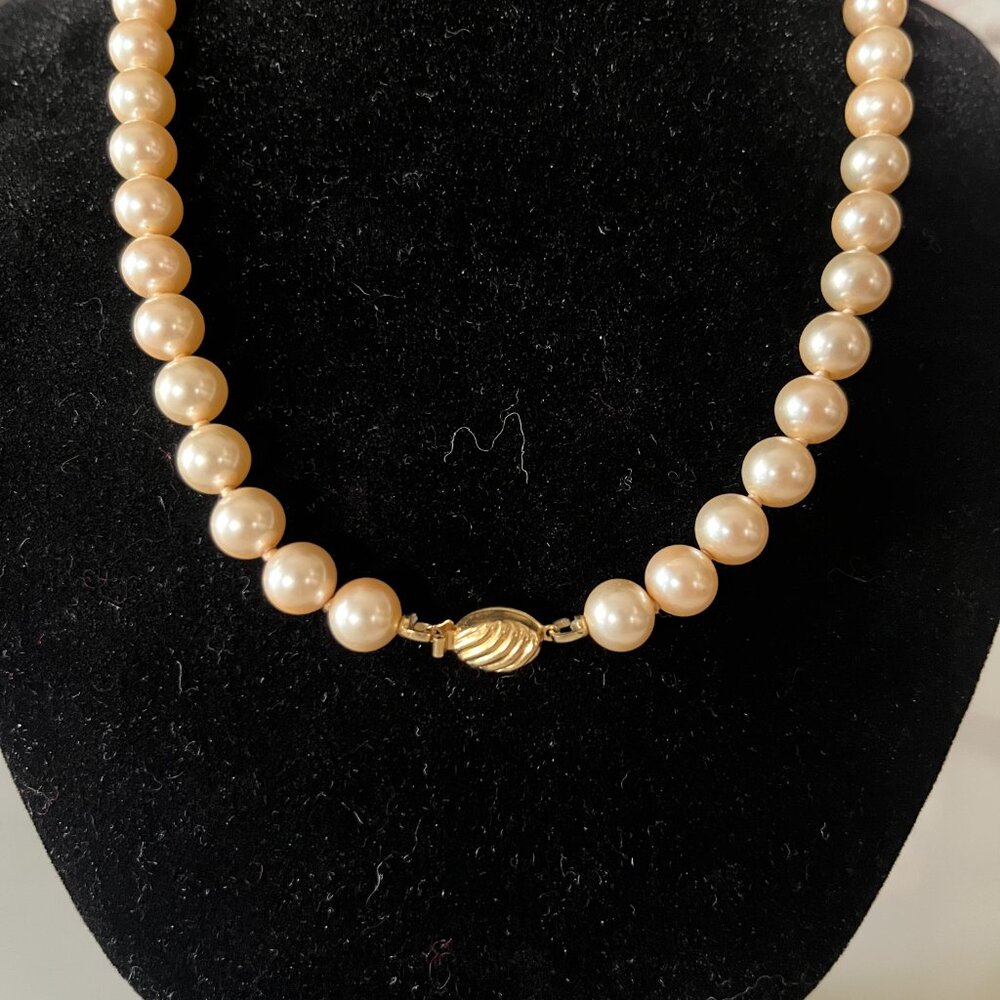 Miracle Hand-Knotted Vintage Glass Pearl Necklace 29" 14K Clasp - Picture 7 of 8